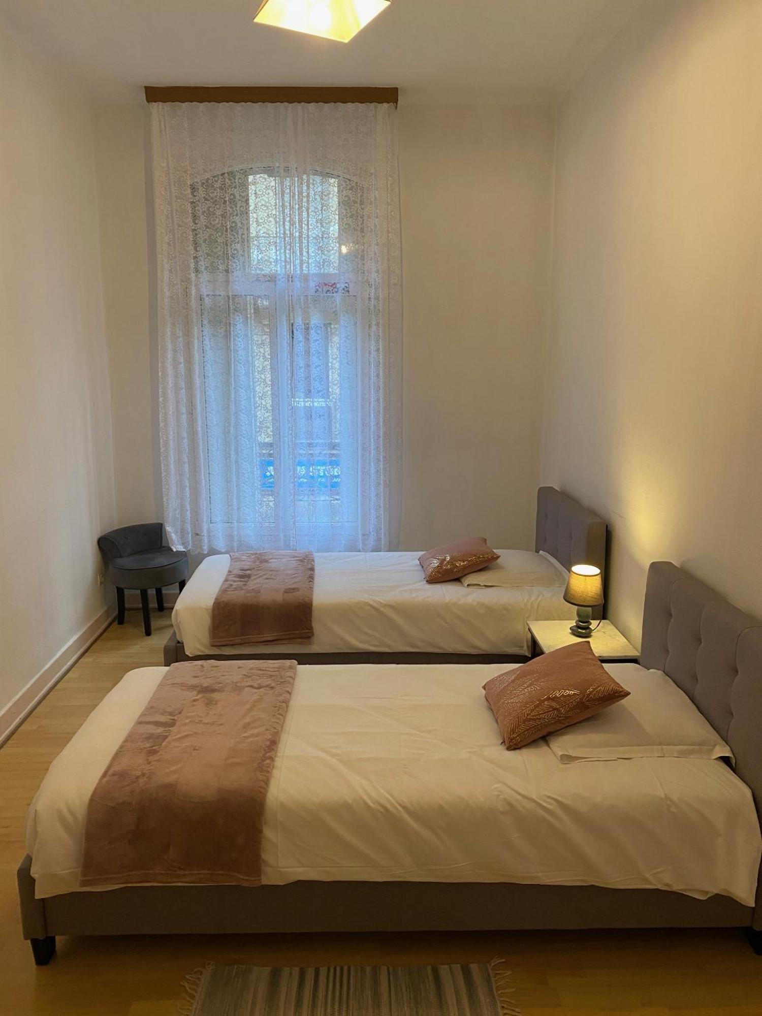 La Petite Auberge De ストラスブール エクステリア 写真
